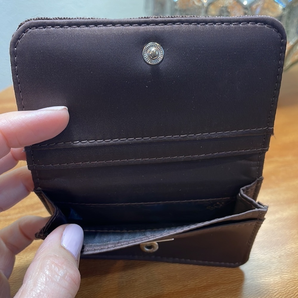 The Sak Small Woven Wallet Brown - Picture 11 of 12